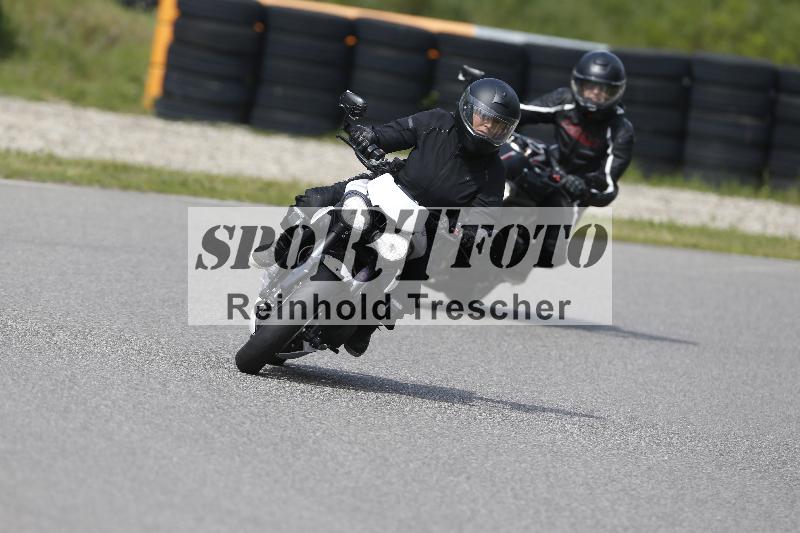 /Archiv-2024/17 01.05.2024 Speer Racing ADR/Schnuppertraining